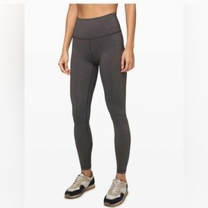 Lululemon Wunder Under leggings sz 6